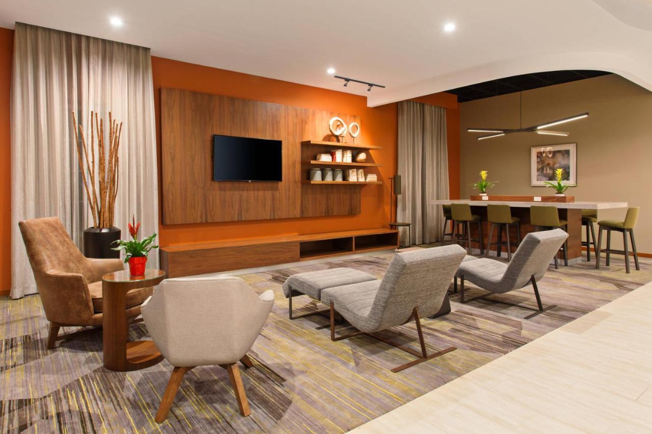คอร์ตยาร์ด โบแนร์ ไดฟ์ รีสอร์ต Hotel คราเลนไดค์ ภายนอก รูปภาพ