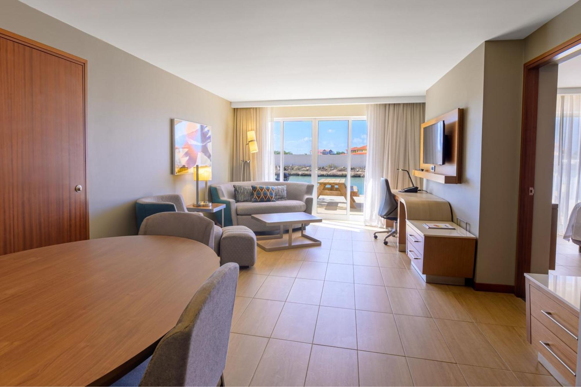 คอร์ตยาร์ด โบแนร์ ไดฟ์ รีสอร์ต Hotel คราเลนไดค์ ภายนอก รูปภาพ