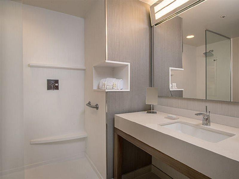 คอร์ตยาร์ด โบแนร์ ไดฟ์ รีสอร์ต Hotel คราเลนไดค์ ภายนอก รูปภาพ